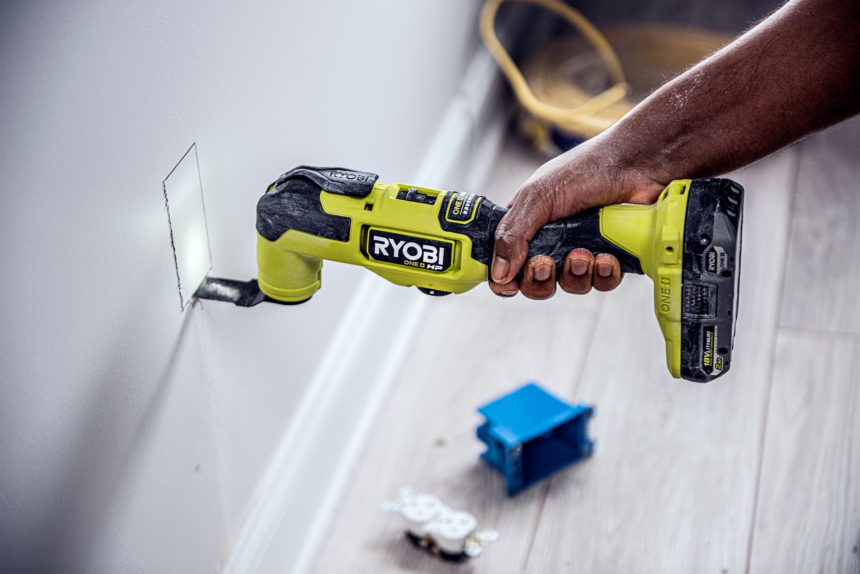 18V ONE+ HP Brushless Multi-Tool - Image 2