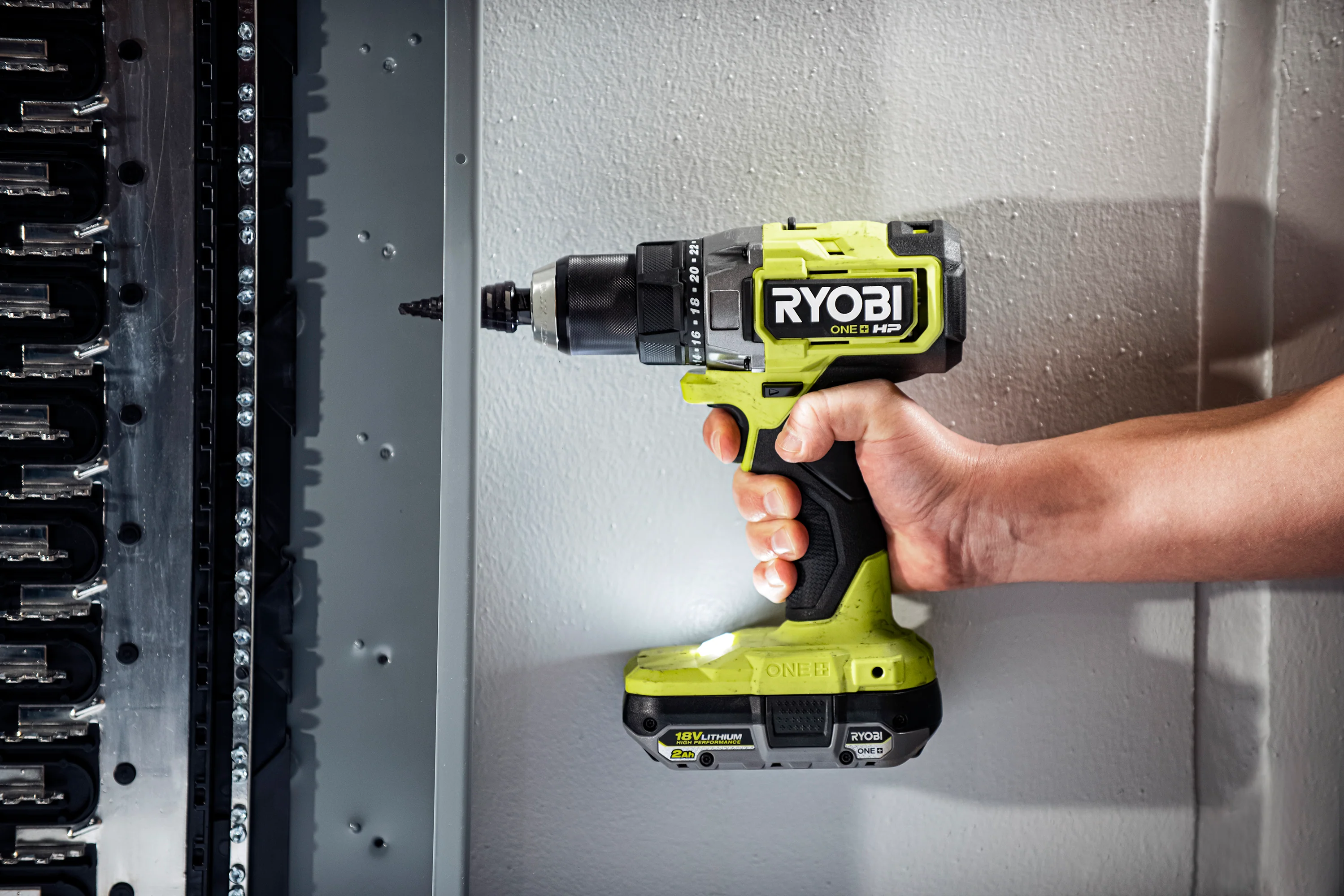 18V ONE+ HP Brushless 1/2" Drill/Driver Kit - Image 6