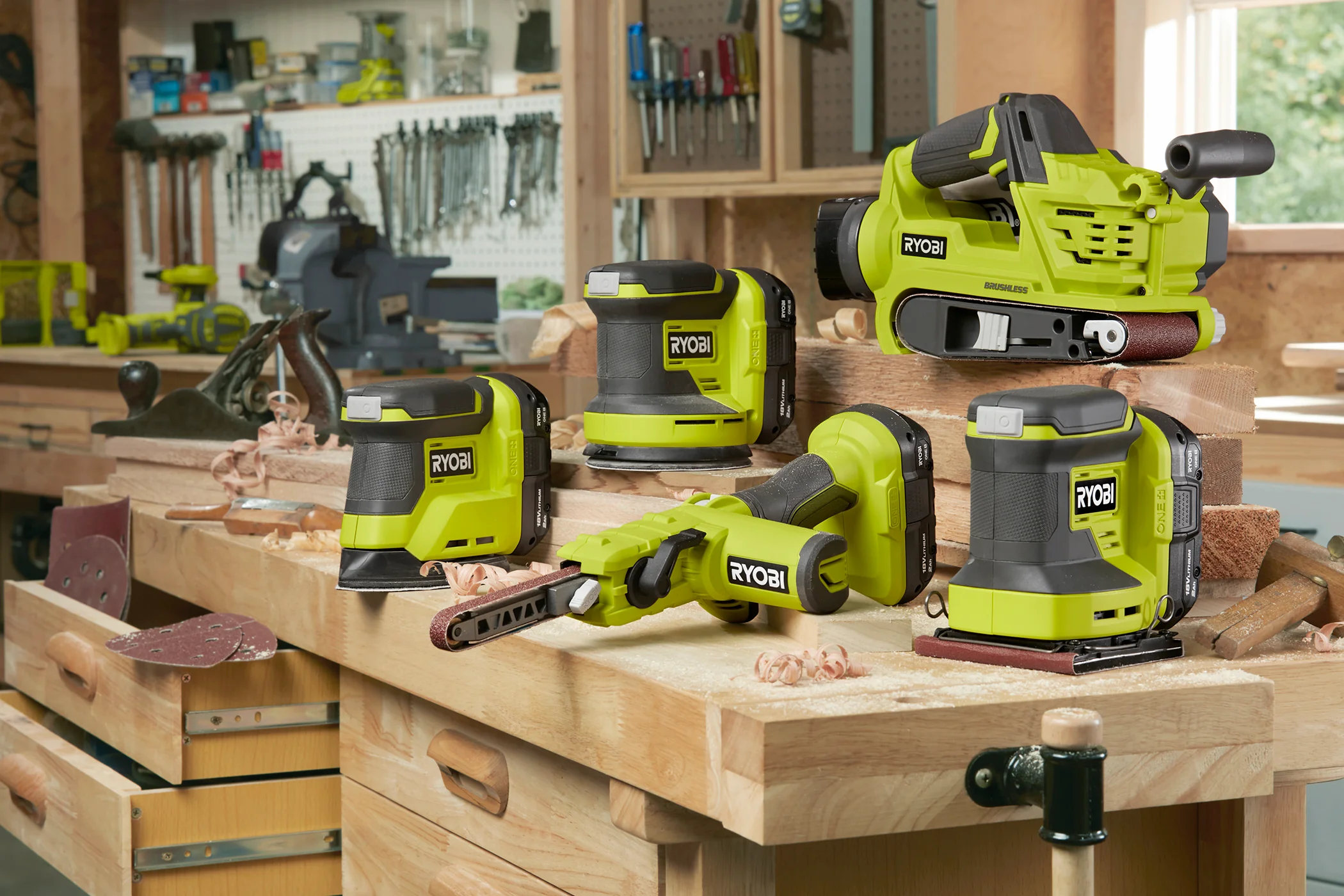 18V ONE+ CORNER CAT FINISH SANDER - Image 10