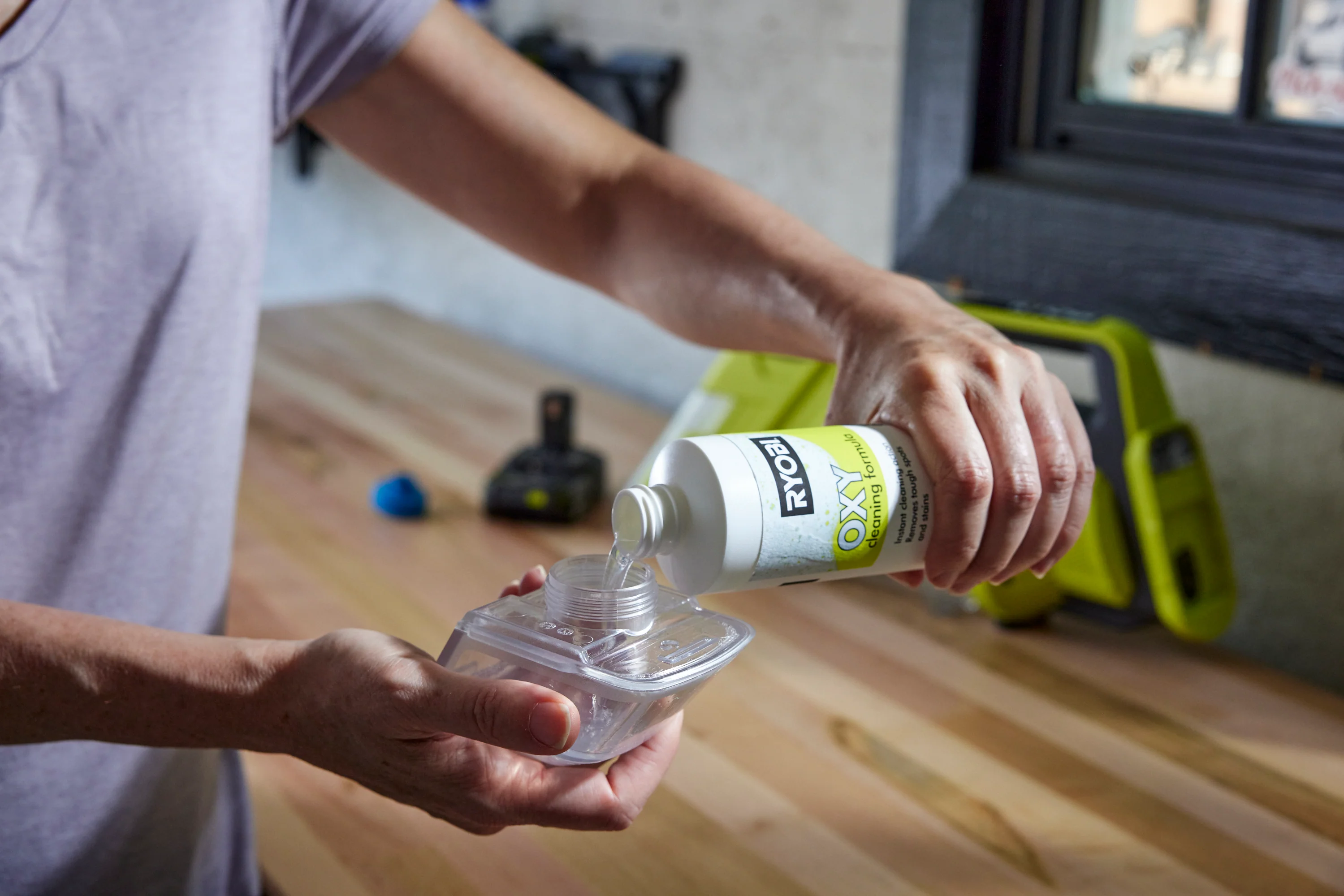 18V ONE+ SWIFTCLEAN SPOT CLEANER KIT - Image 11