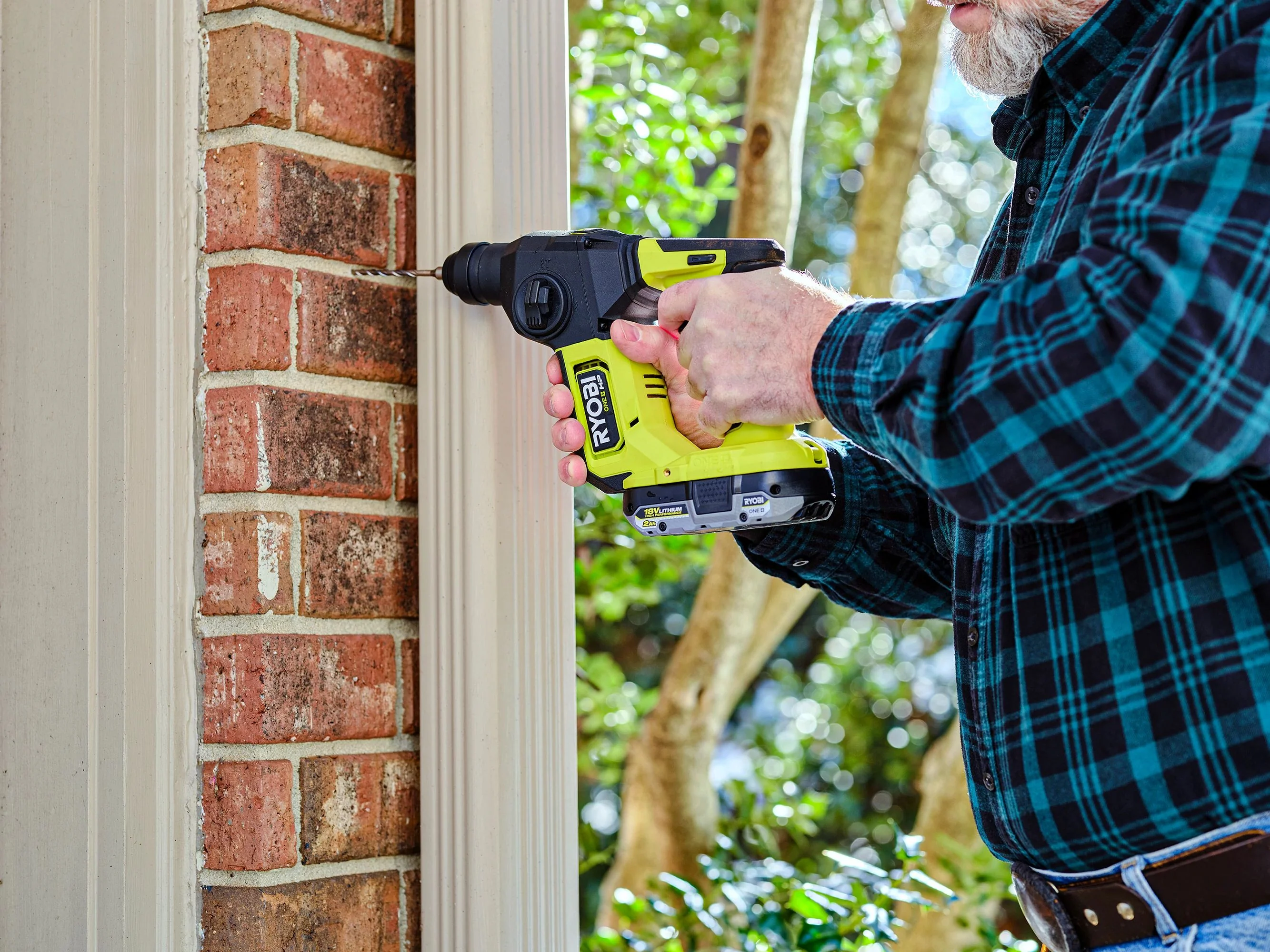 18V ONE+ HP COMPACT BRUSHLESS 5/8" SDS-PLUS ROTARY HAMMER KIT - Image 9
