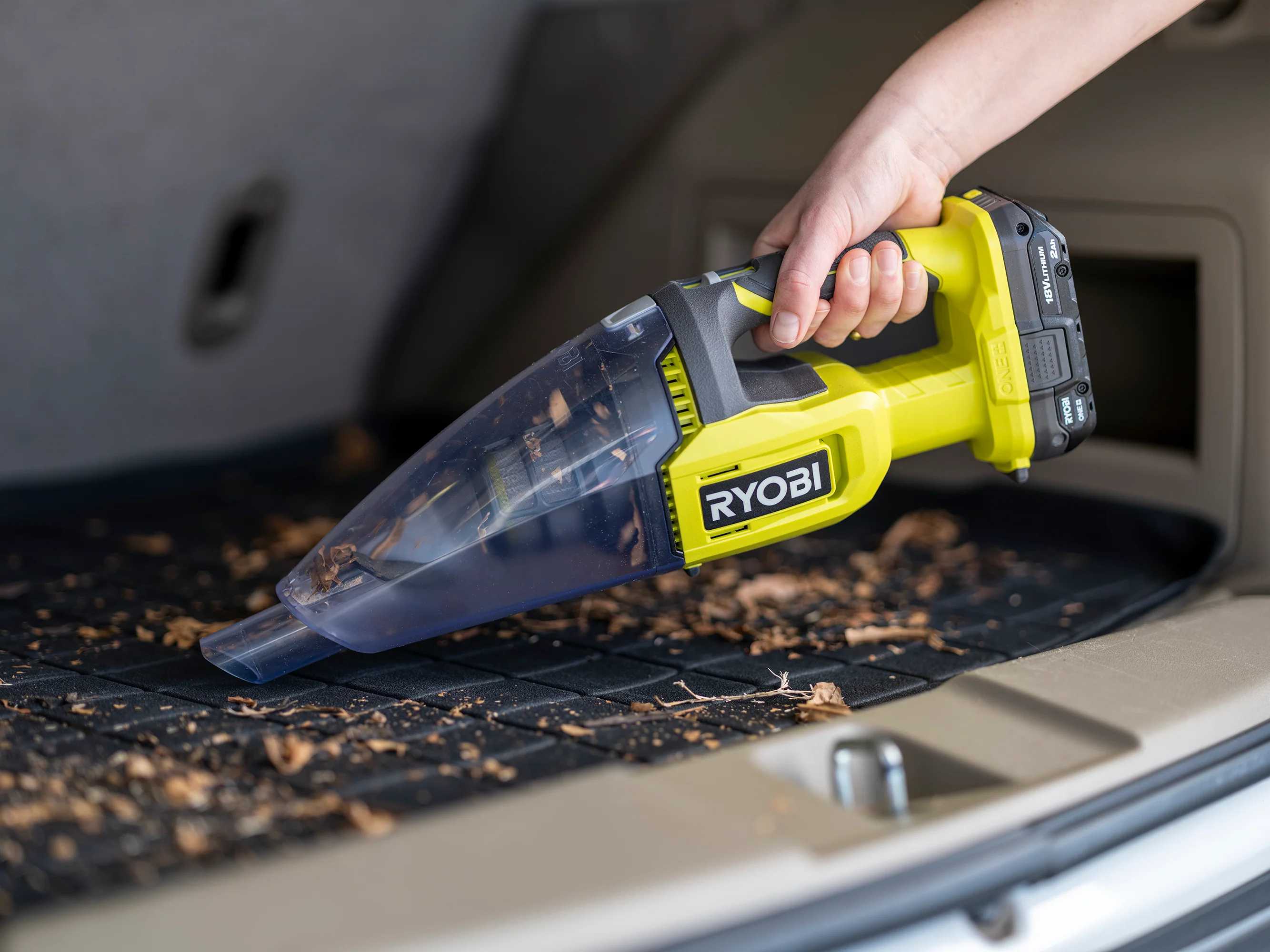 18V ONE+ HAND VACUUM KIT - Image 8