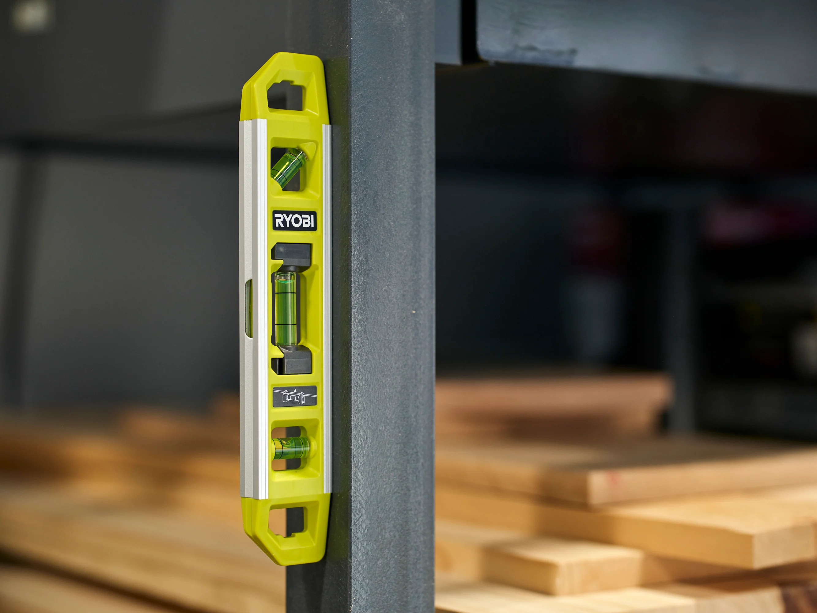 9" 2-in-1 Torpedo Level and Line Level - Image 6