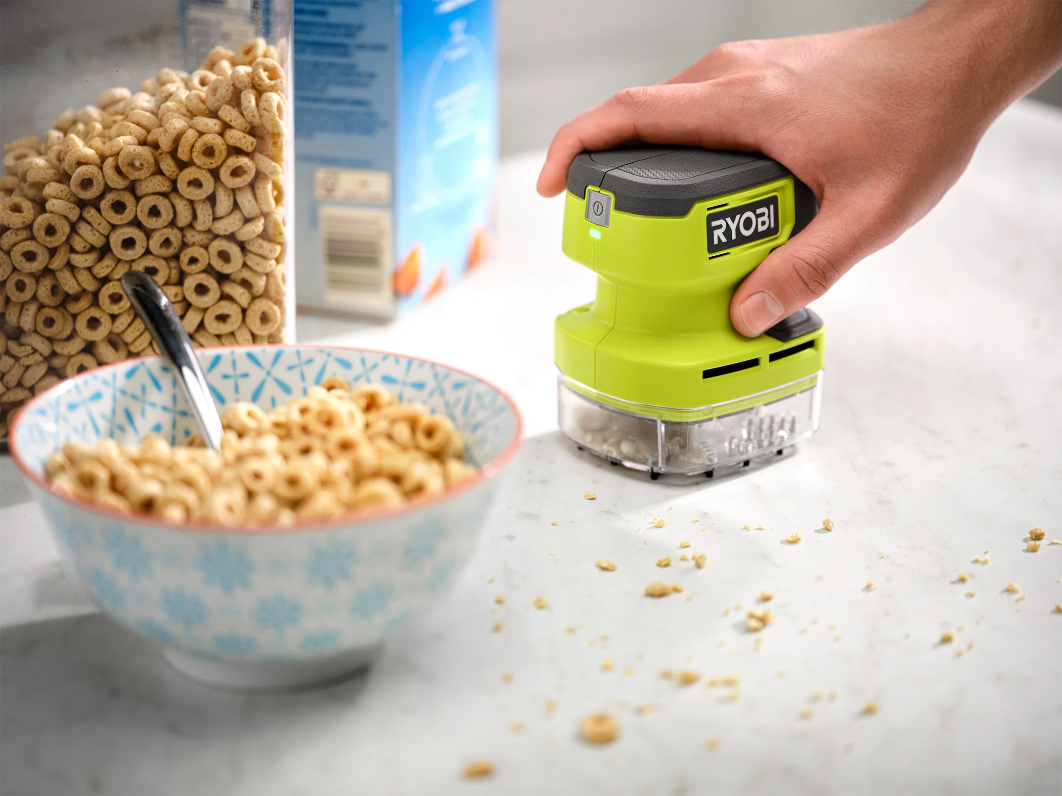 USB LITHIUM DESKTOP VACUUM KIT - Image 8