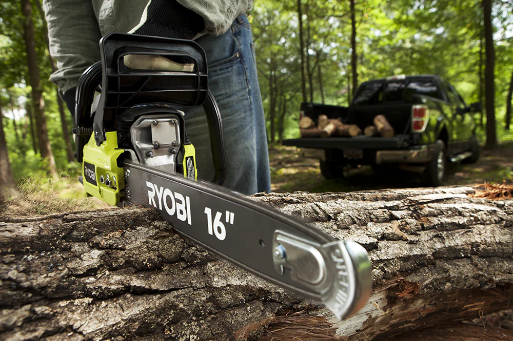 2 CYCLE 16" Chainsaw - Image 5