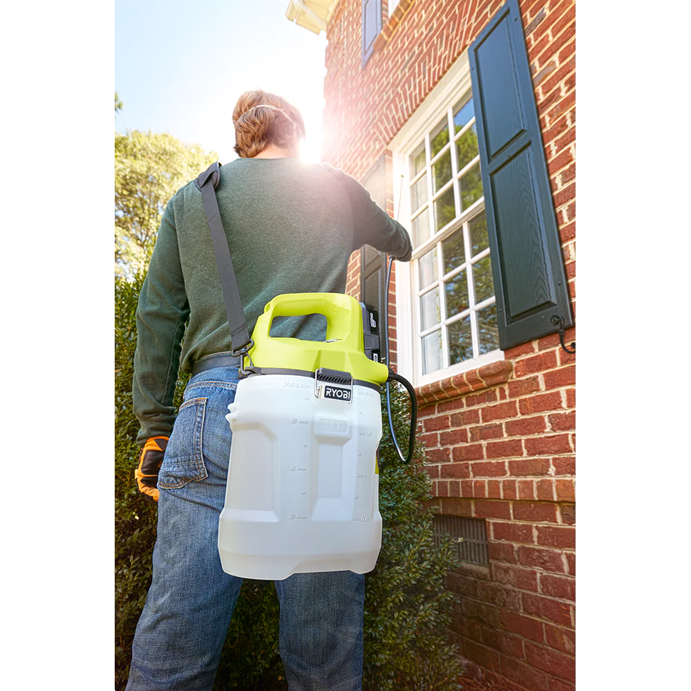 18V ONE+ 2 Gal. Chemical Sprayer and Holster Kit - Image 3
