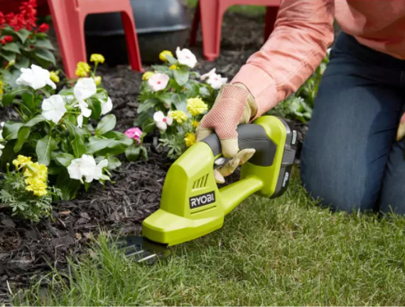 18V ONE+ Grass Shear Kit - Image 3